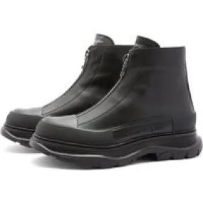 Alexander McQueen Men's Tread Sole Zip Boot in Black