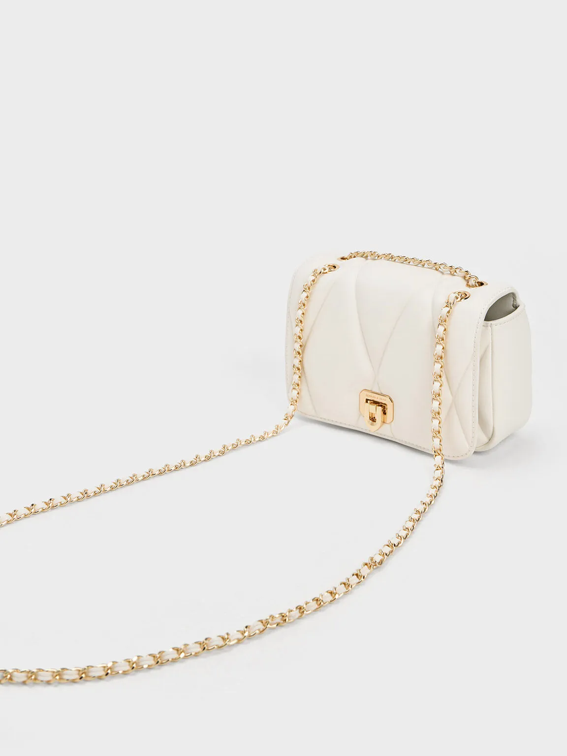 Arwen Quilted Shoulder Bag - White