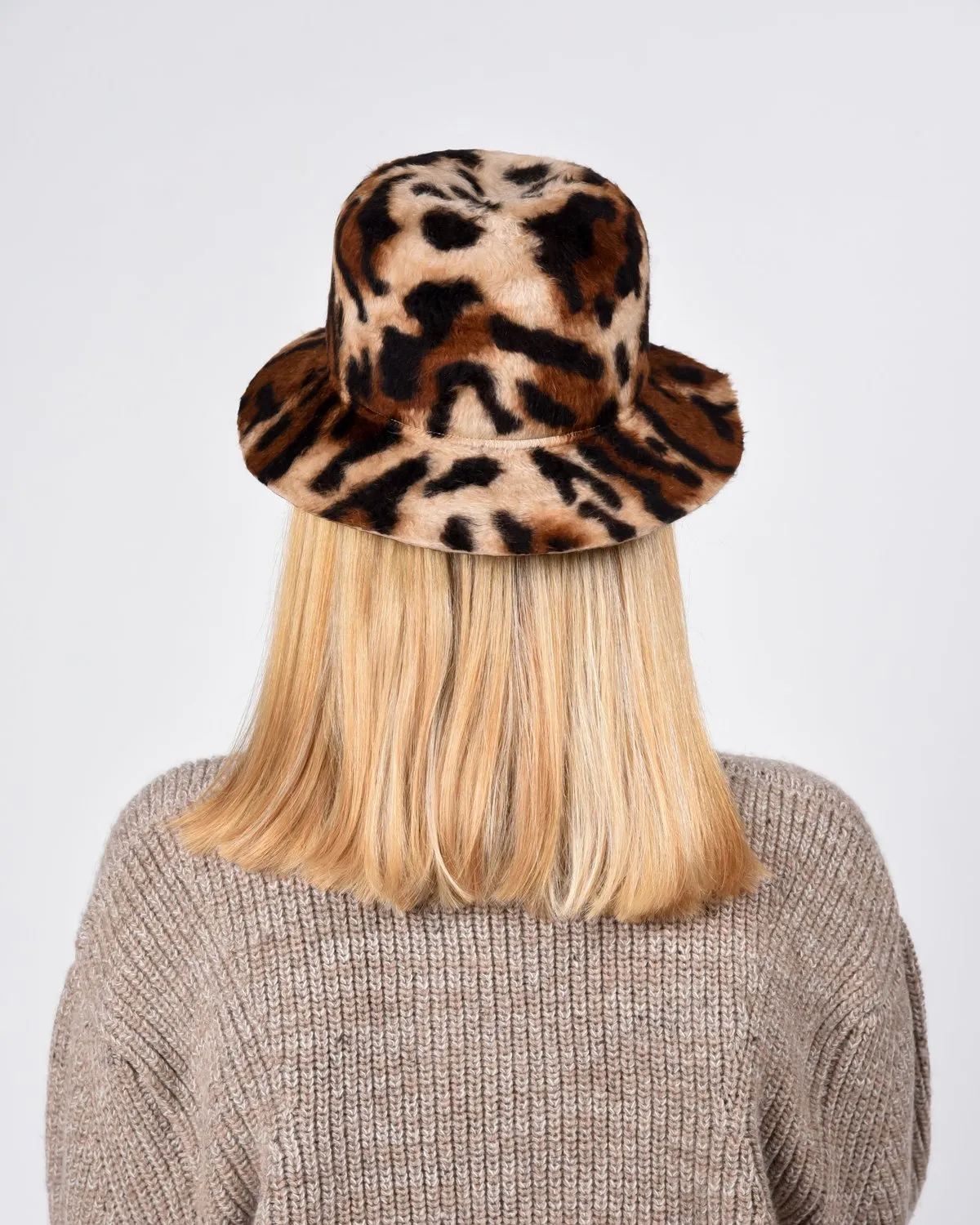 Bucket hat - tiger shag felt