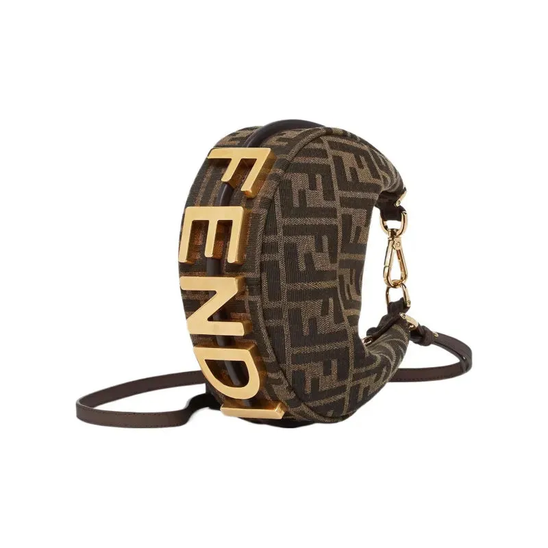     Fendi   Adjustable And Detachable Shoulder Strap Zipper Opening And Closing Jacquard Pattern Cotton Nylon Wrist Bag