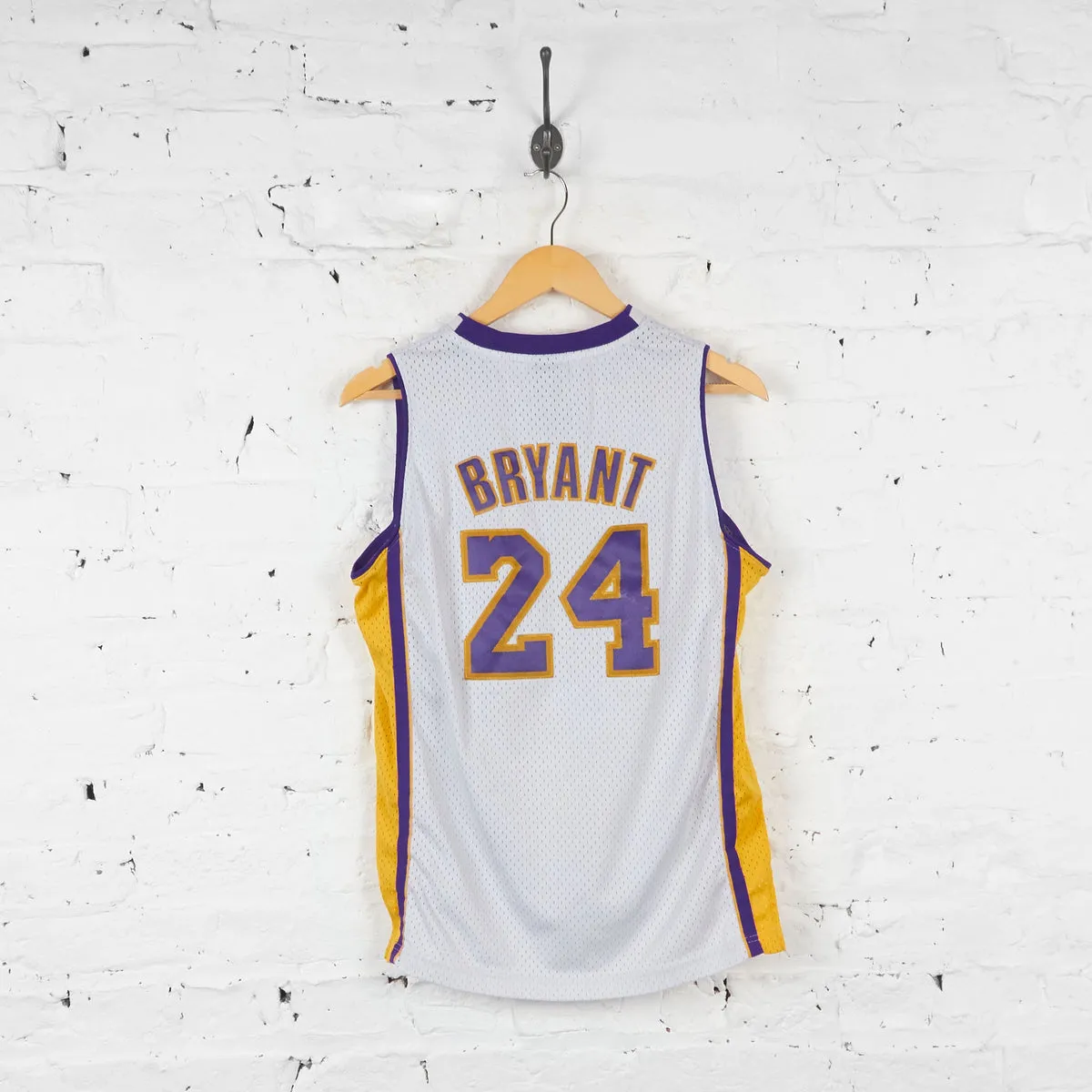 LA Lakers Bryant Adidas Basketball Vest Jersey - White - L Boys