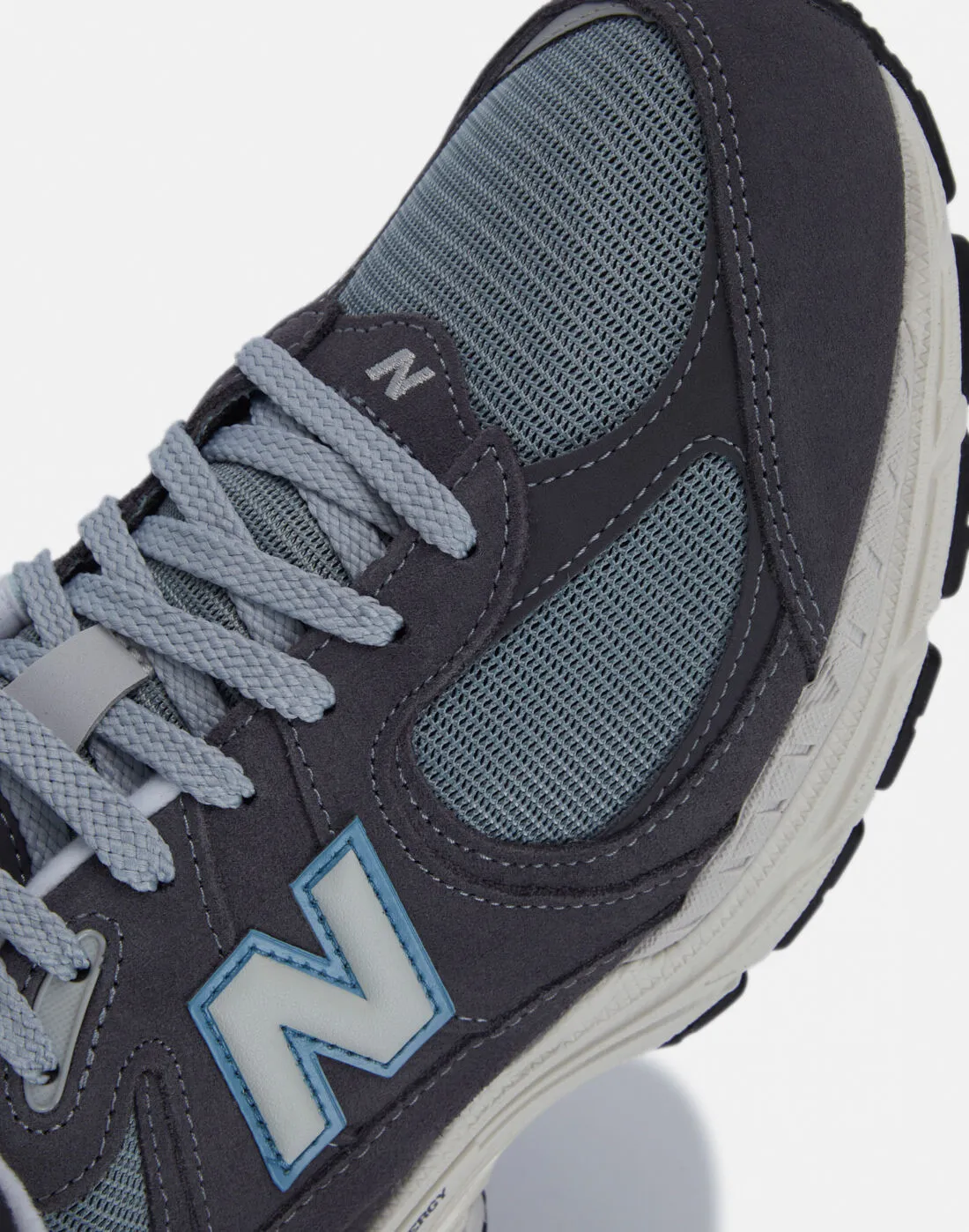 New Balance Mens 2002R Trainers