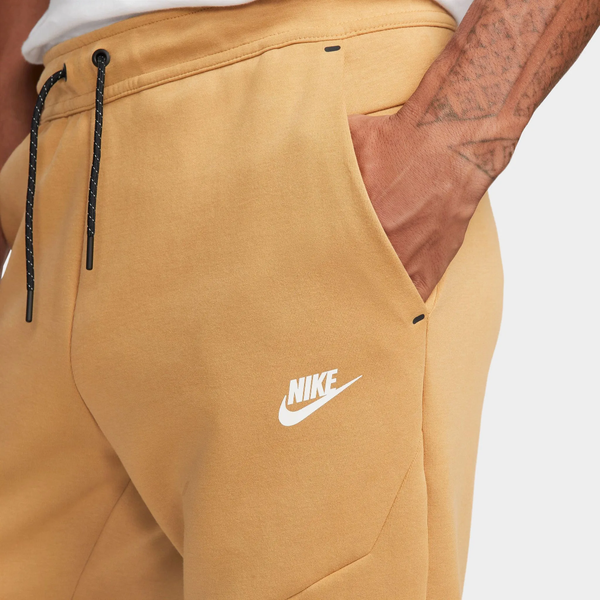 Nike Sportswear Tech Fleece Joggers Elemental Gold / Sail