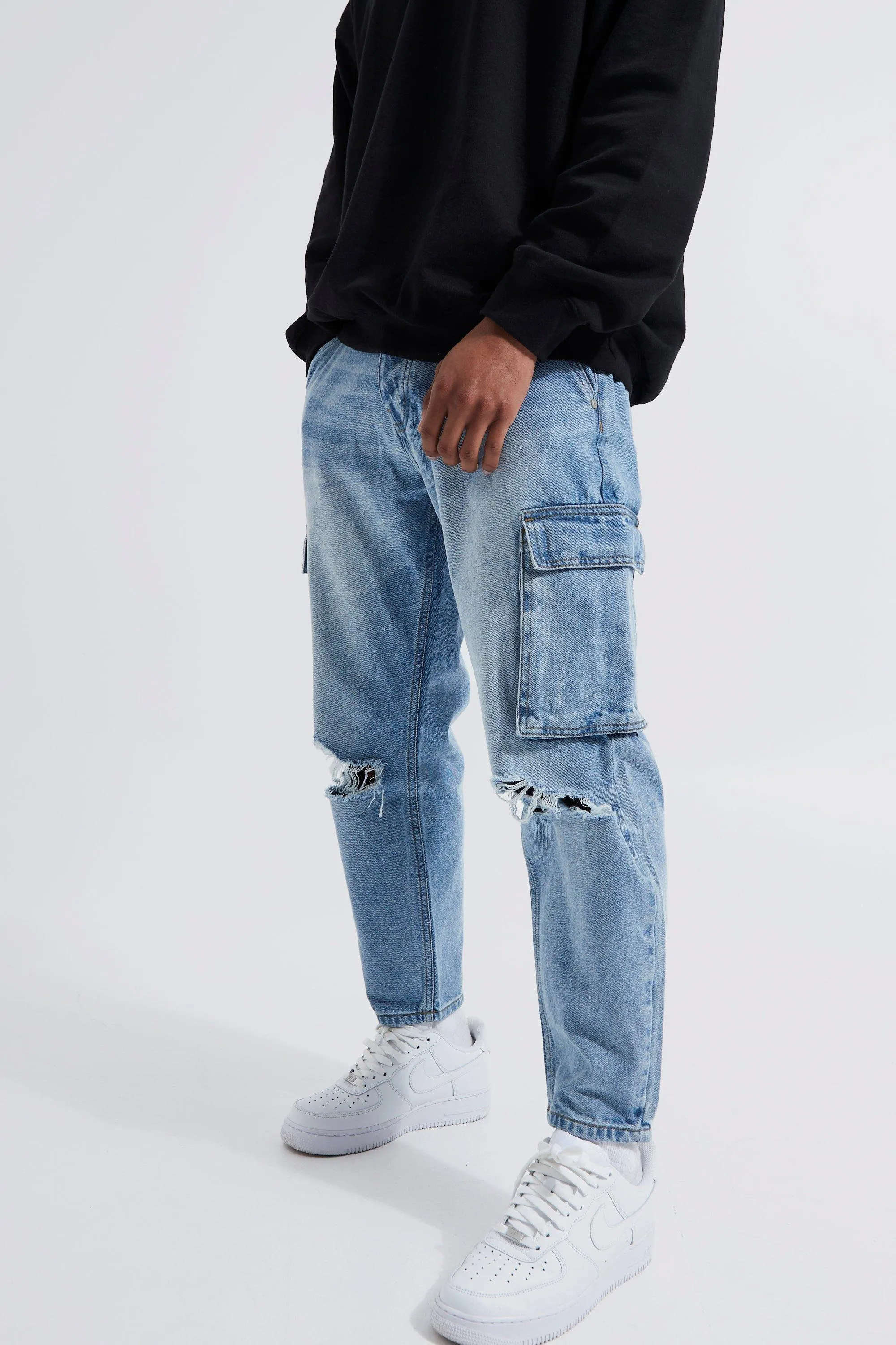 Relaxed Tapered Ripped Cargo Jeans